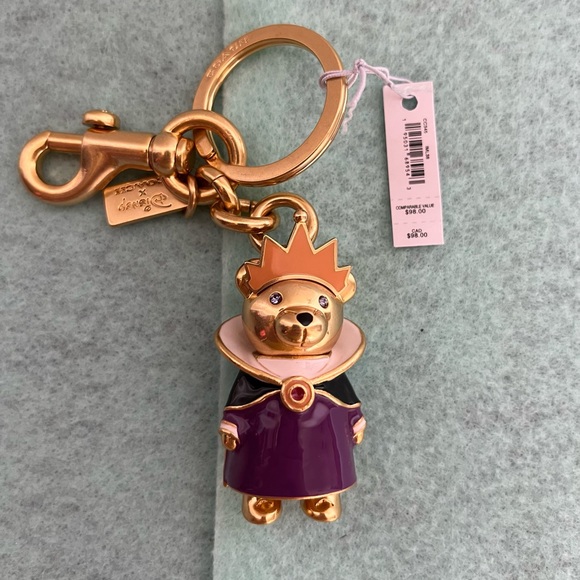 NWT Coach X Disney Evil Queen bag charm - Picture 2 of 4
